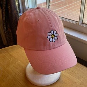 Seltzer baseball style hat in good condition
